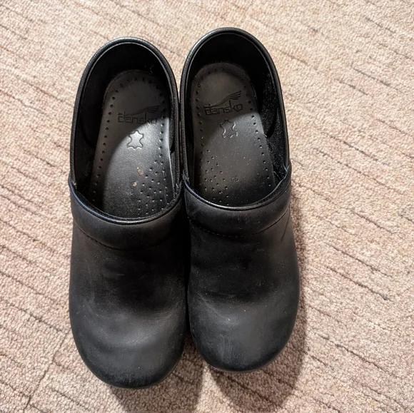Dansko LT Black Leather Clogs Size 40/ 9.5 - Picture 2 of 5